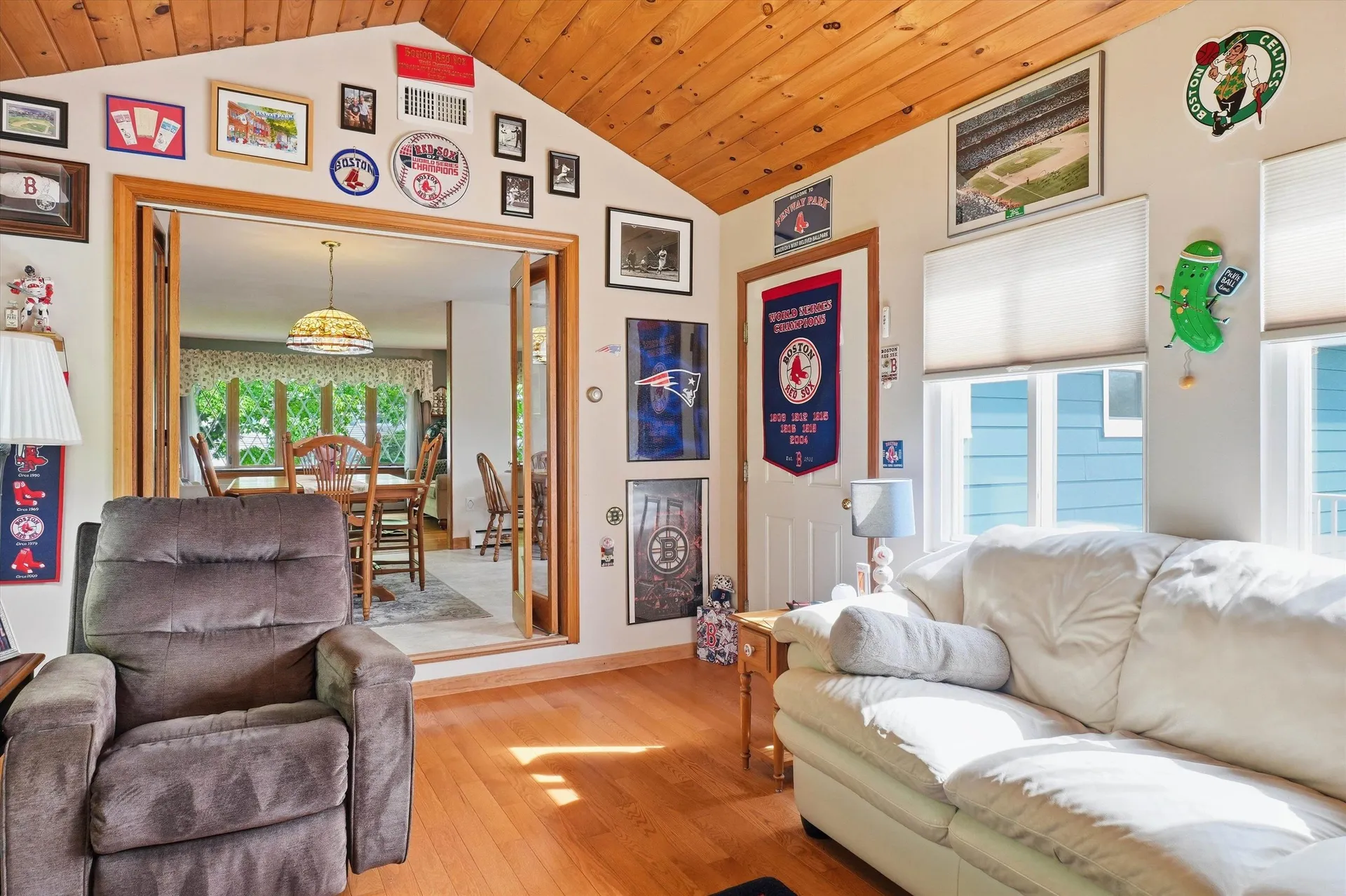 40 Sherwood Circle Salem NH 03079