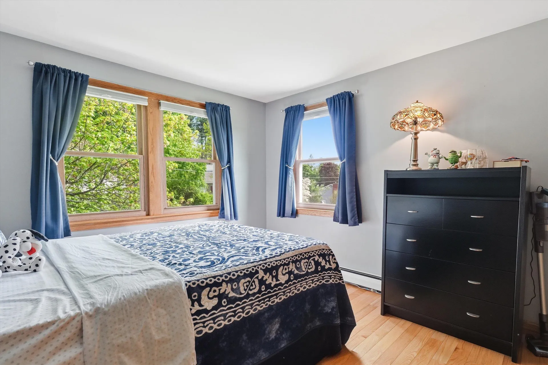 40 Sherwood Circle Salem NH 03079