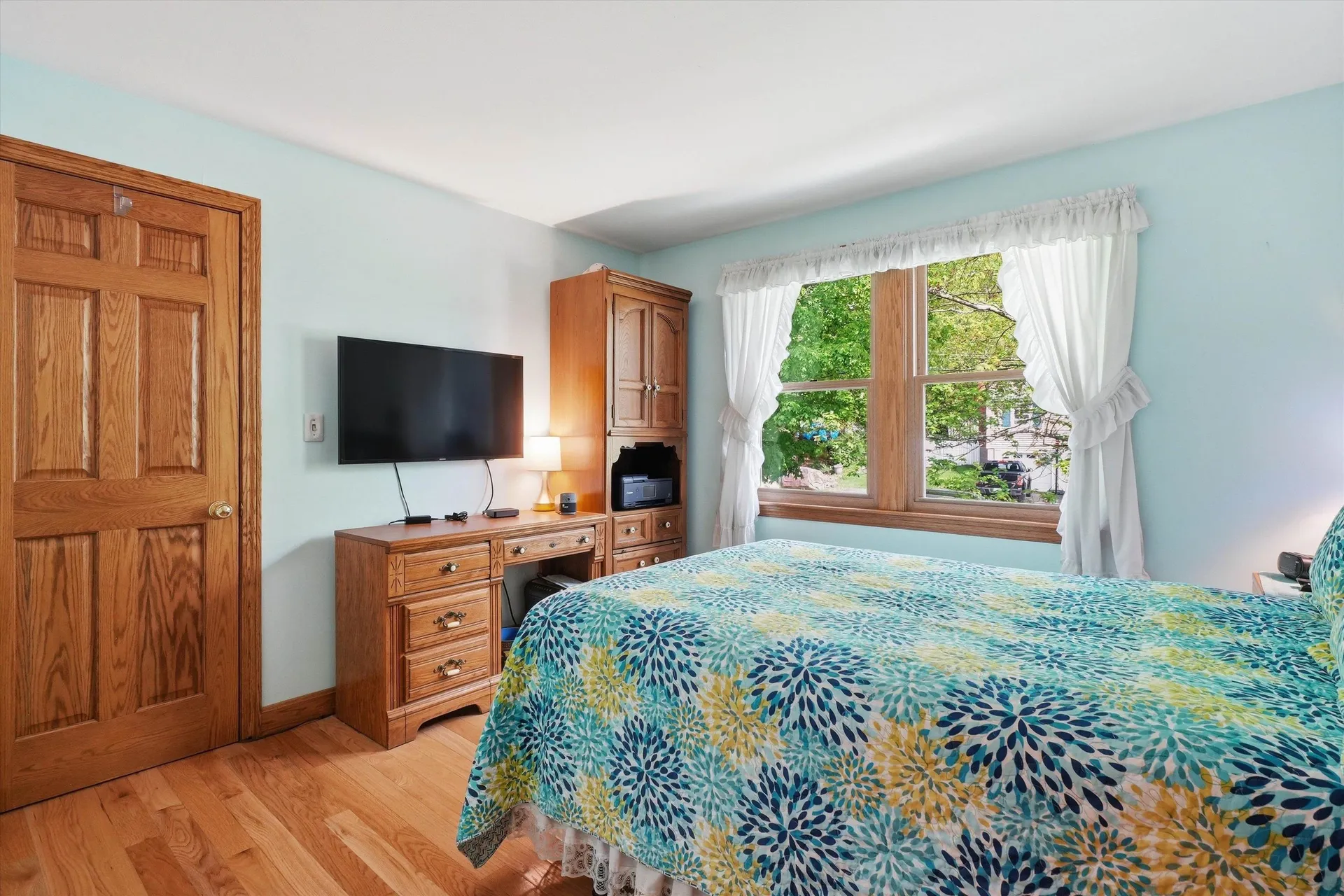 40 Sherwood Circle Salem NH 03079
