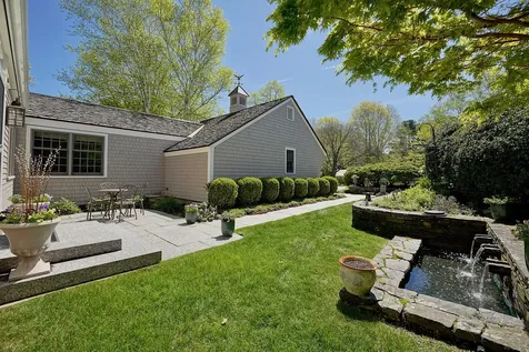 38 Ducks Head Road New Castle NH 03854