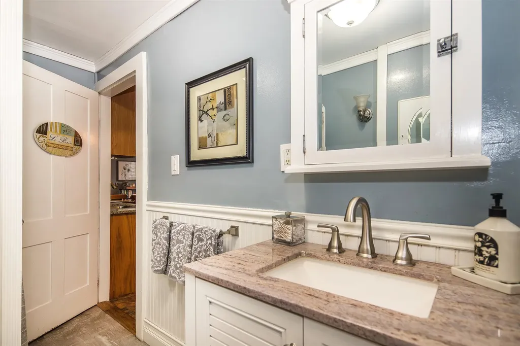 3222 Route 7 Pittsford VT 05763