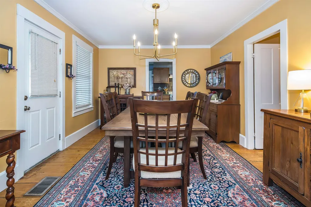 3222 Route 7 Pittsford VT 05763