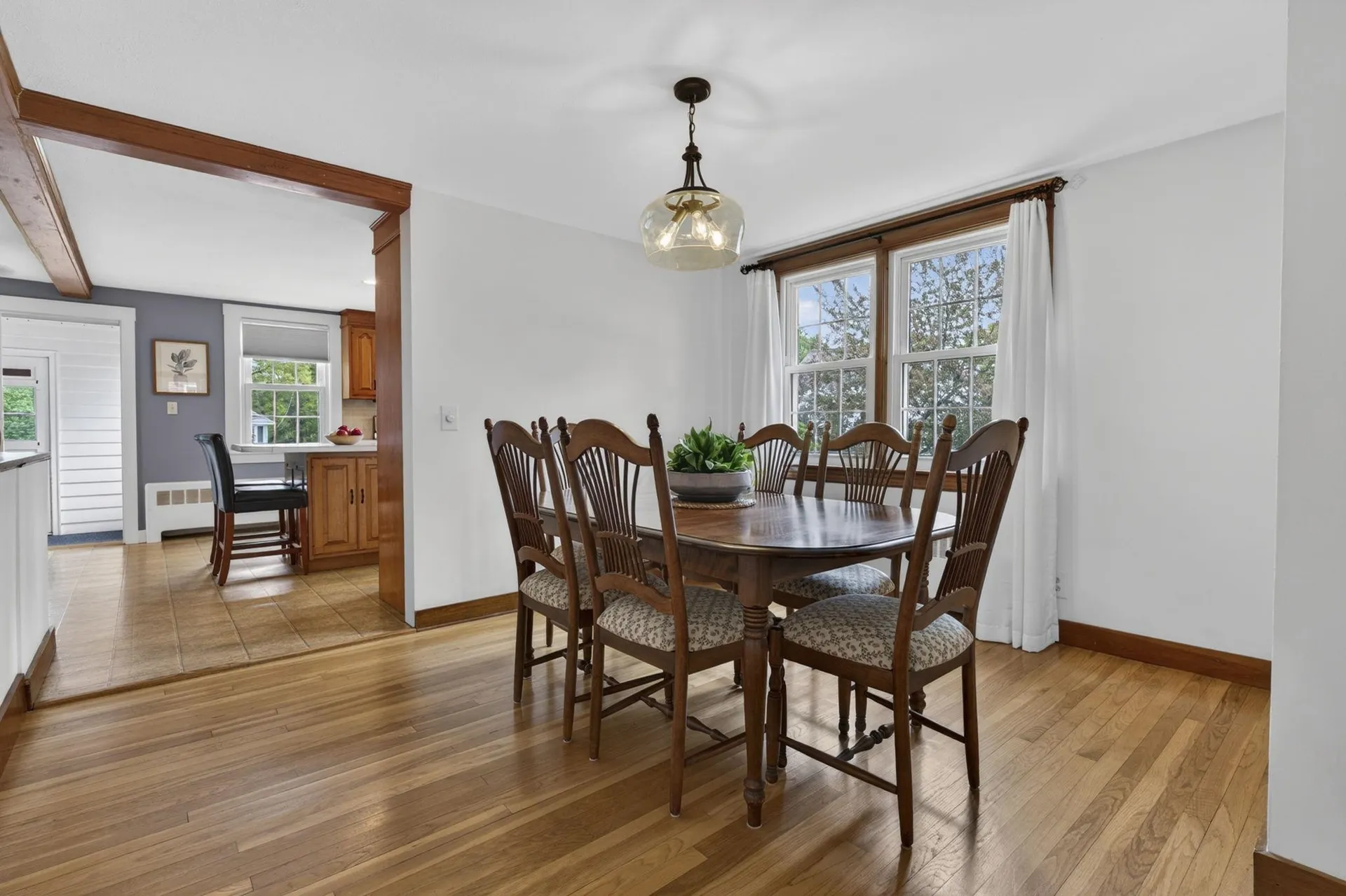 12 Burnett Street Nashua NH 03060