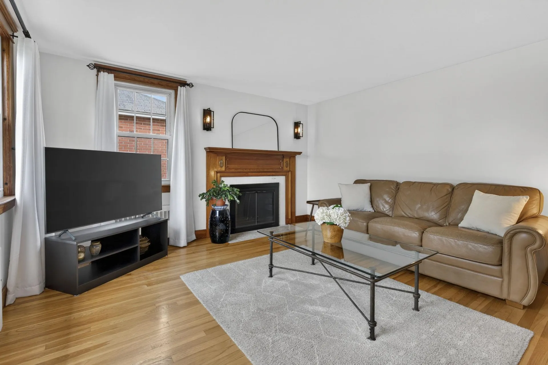 12 Burnett Street Nashua NH 03060