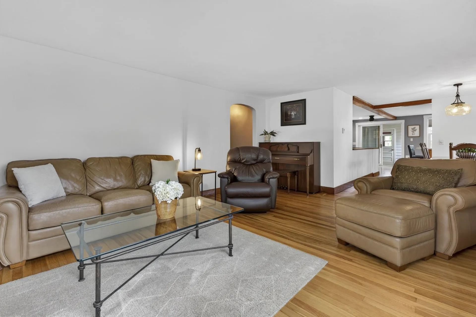 12 Burnett Street Nashua NH 03060