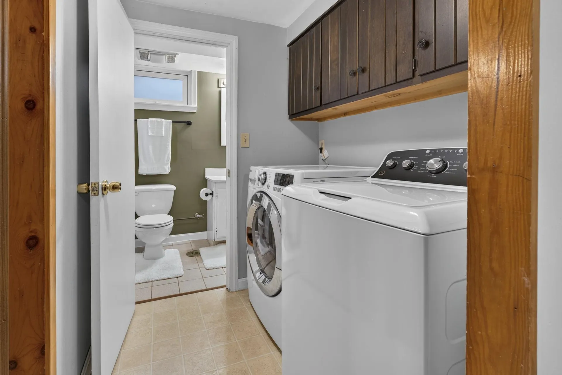 12 Burnett Street Nashua NH 03060