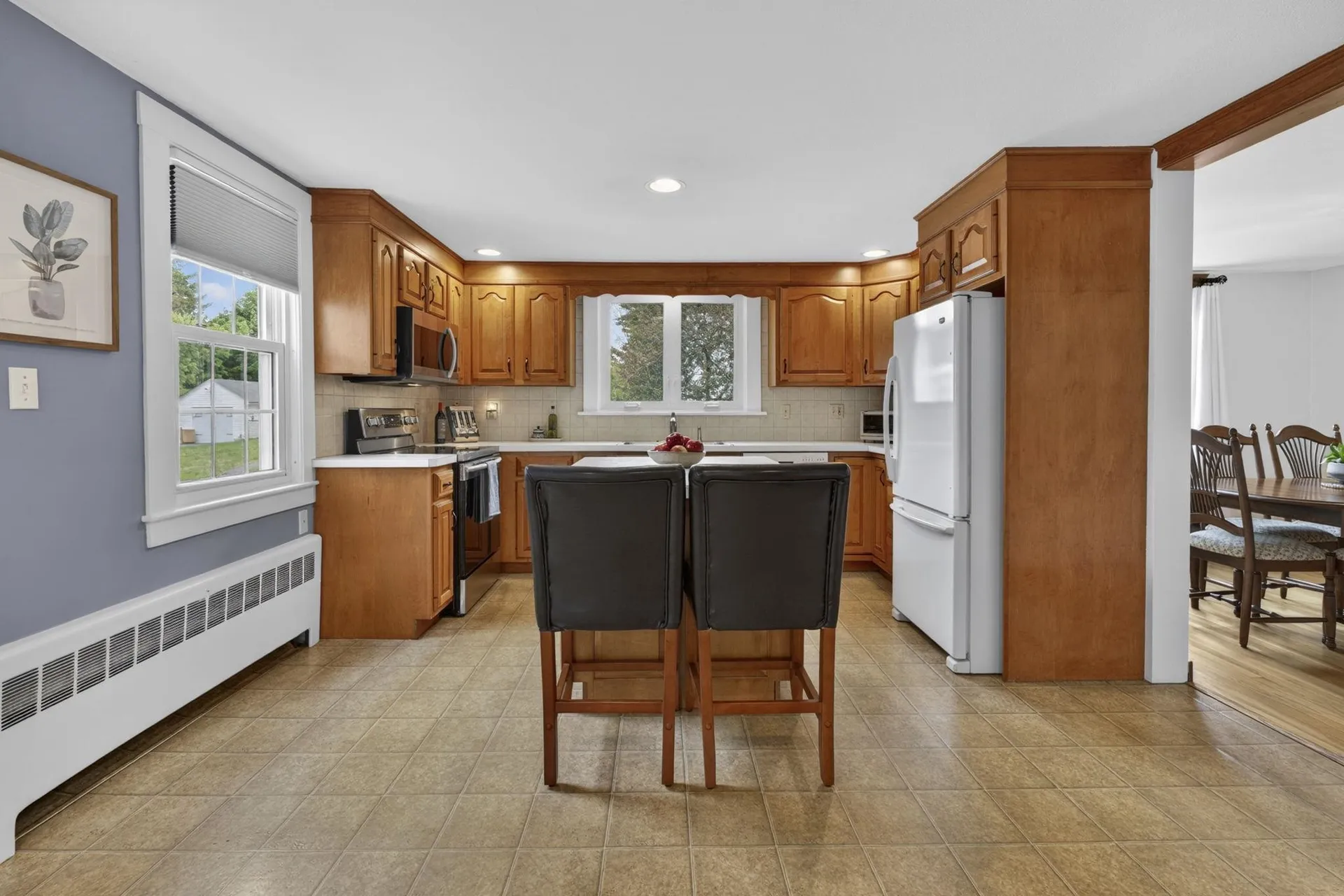 12 Burnett Street Nashua NH 03060
