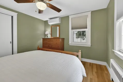12 Burnett Street Nashua NH 03060