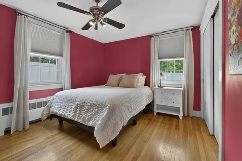 12 Burnett Street Nashua NH 03060