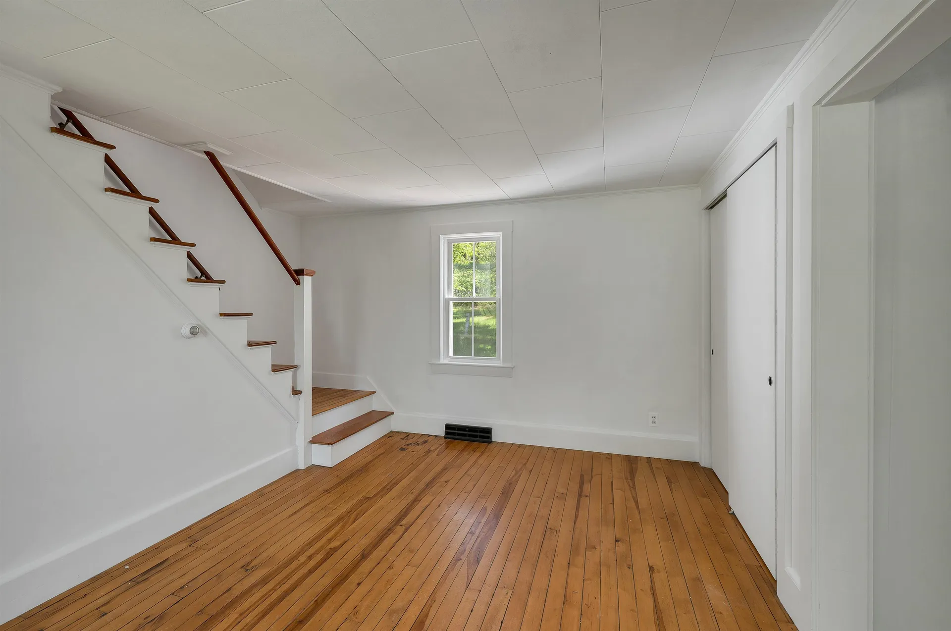 521 Governor Wentworth Highway Tuftonboro NH 03850