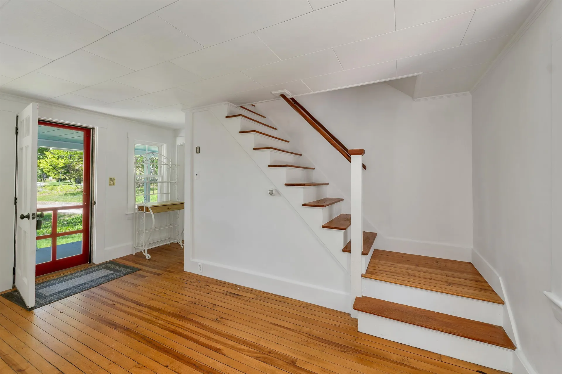 521 Governor Wentworth Highway Tuftonboro NH 03850