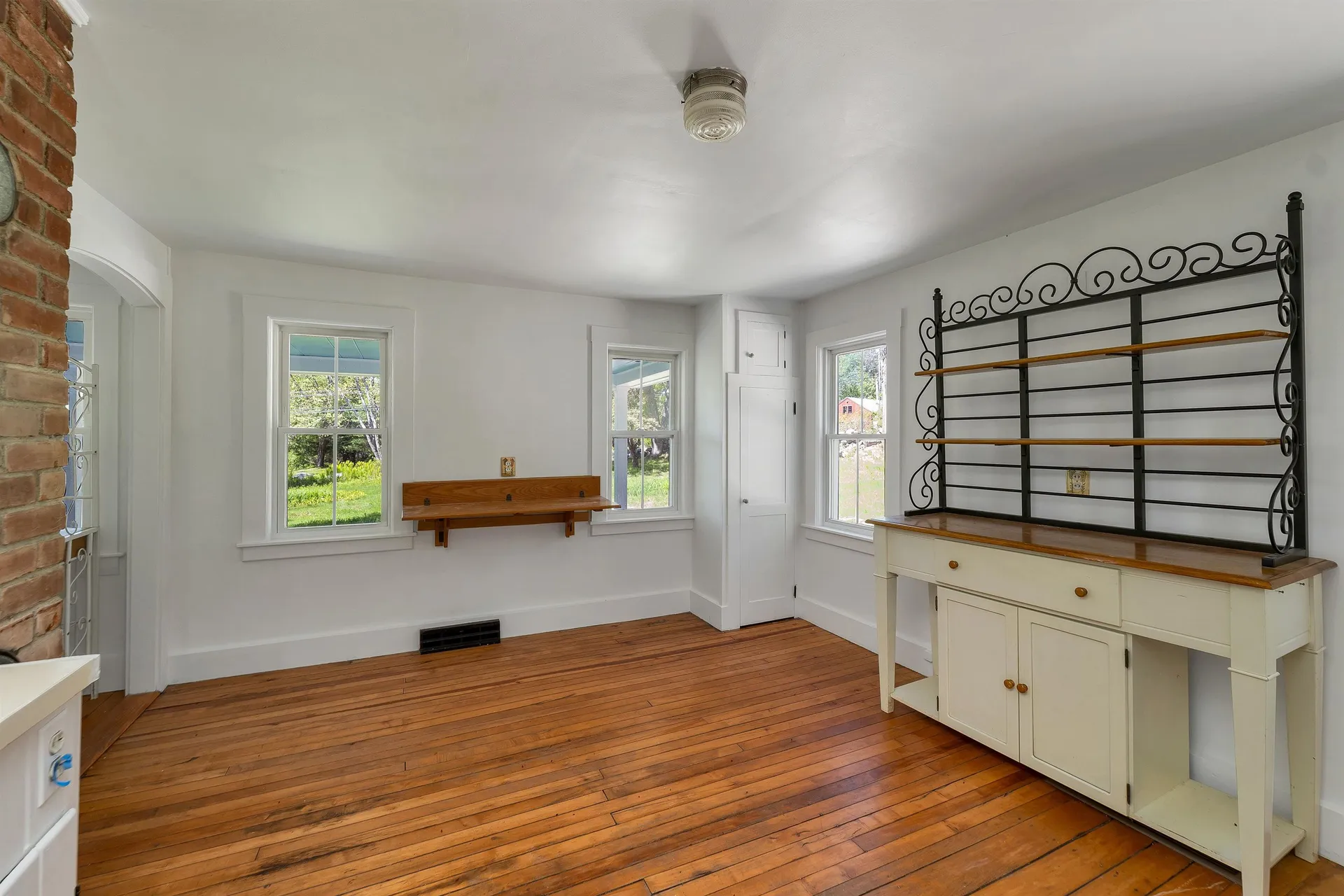 521 Governor Wentworth Highway Tuftonboro NH 03850