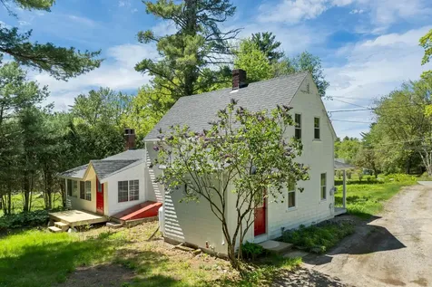 521 Governor Wentworth Highway Tuftonboro NH 03850