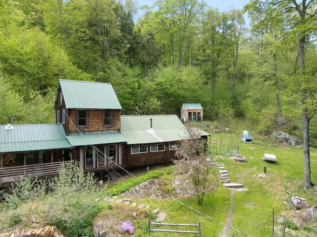 442 Brookline Road Athens VT 05345