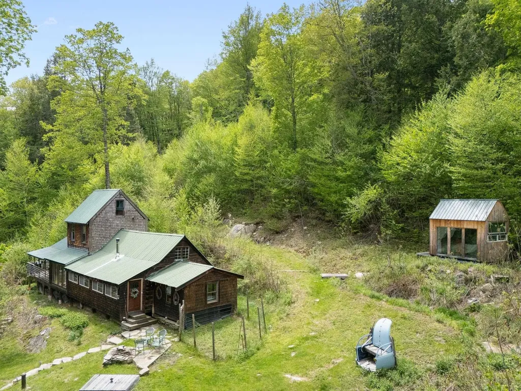 442 Brookline Road Athens VT 05345