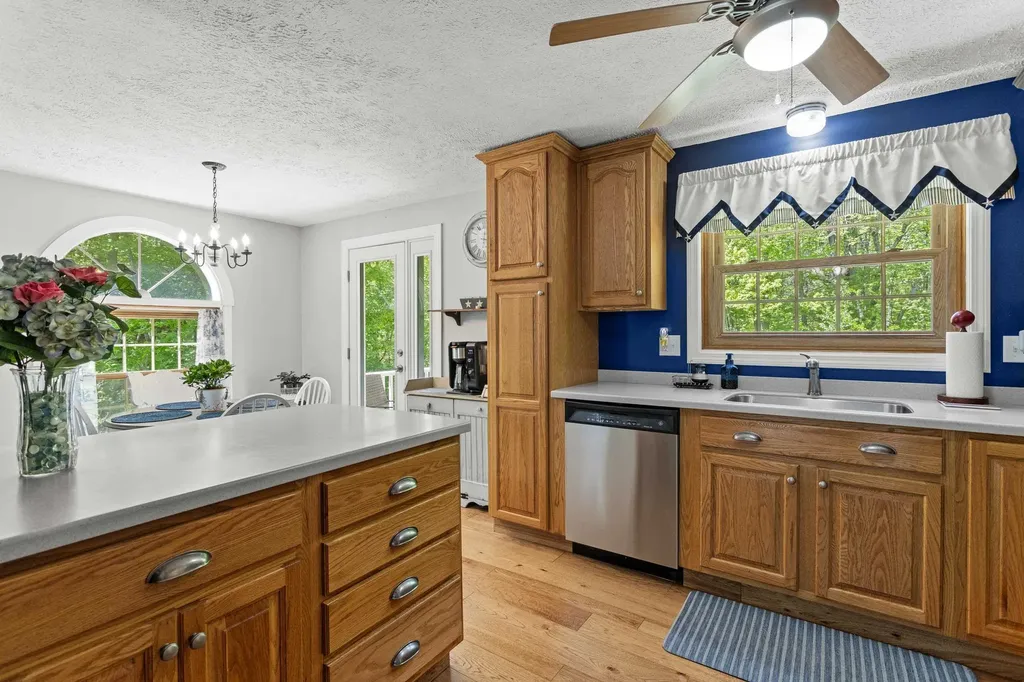 1848 Hooksett Road Hooksett NH 03106
