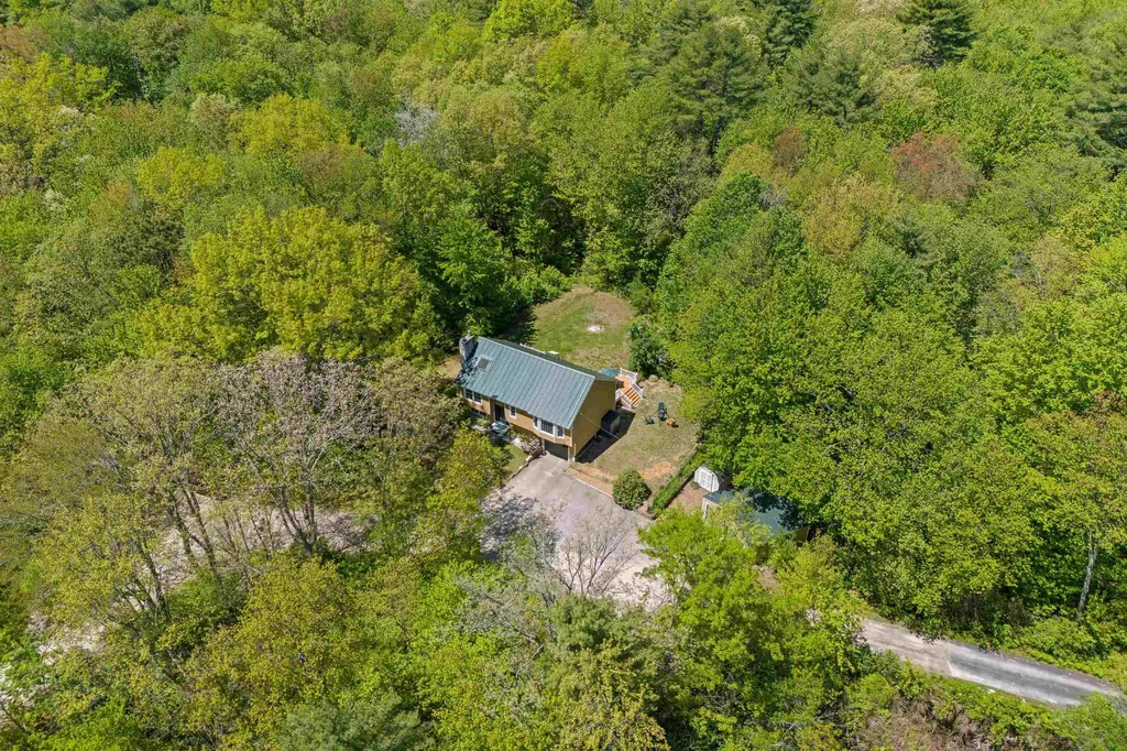 1848 Hooksett Road Hooksett NH 03106