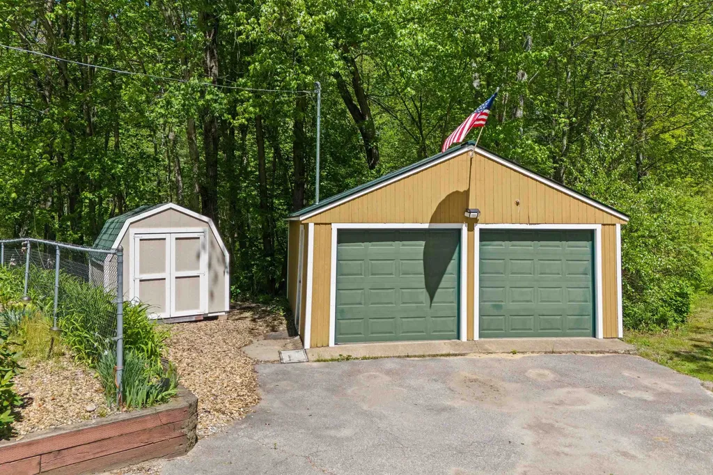 1848 Hooksett Road Hooksett NH 03106