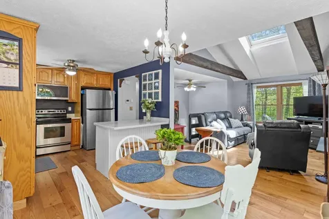 1848 Hooksett Road Hooksett NH 03106