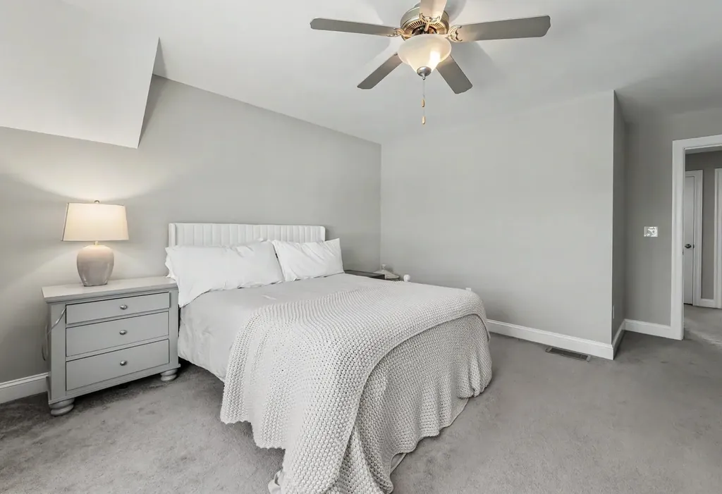 165 Shore Drive Nashua NH 03062