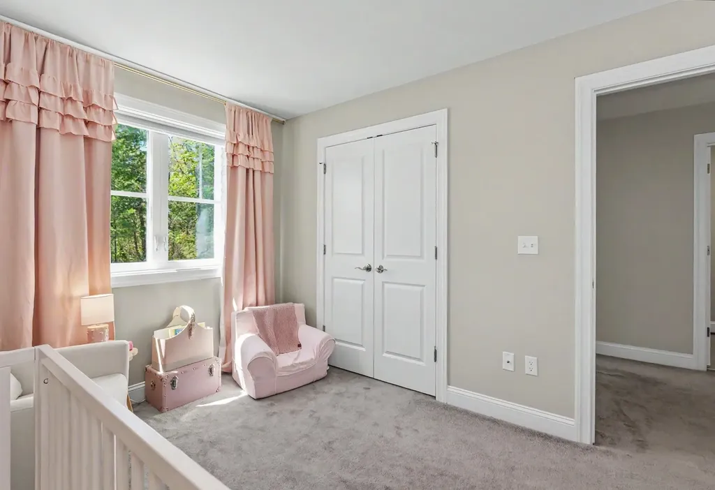 165 Shore Drive Nashua NH 03062