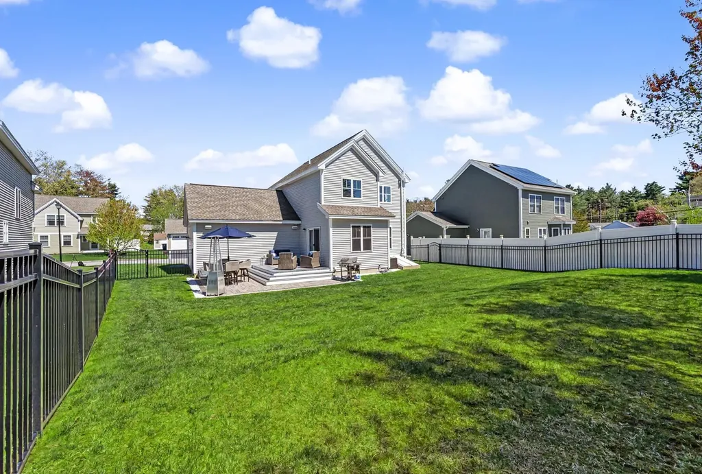 165 Shore Drive Nashua NH 03062
