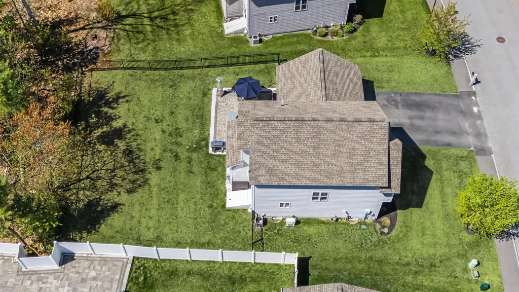 165 Shore Drive Nashua NH 03062