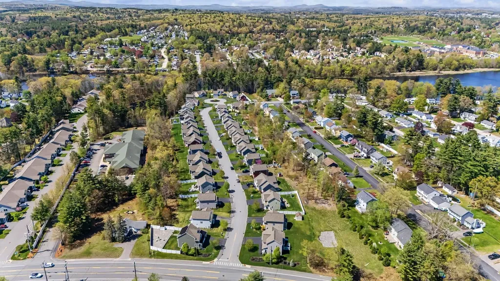 165 Shore Drive Nashua NH 03062