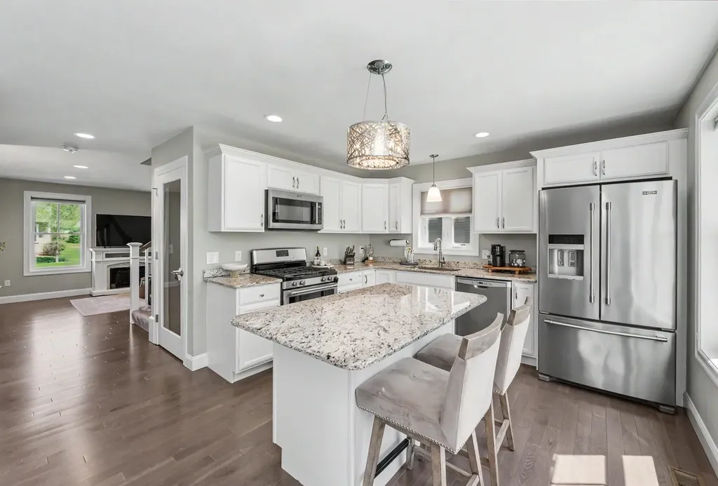 165 Shore Drive Nashua NH 03062