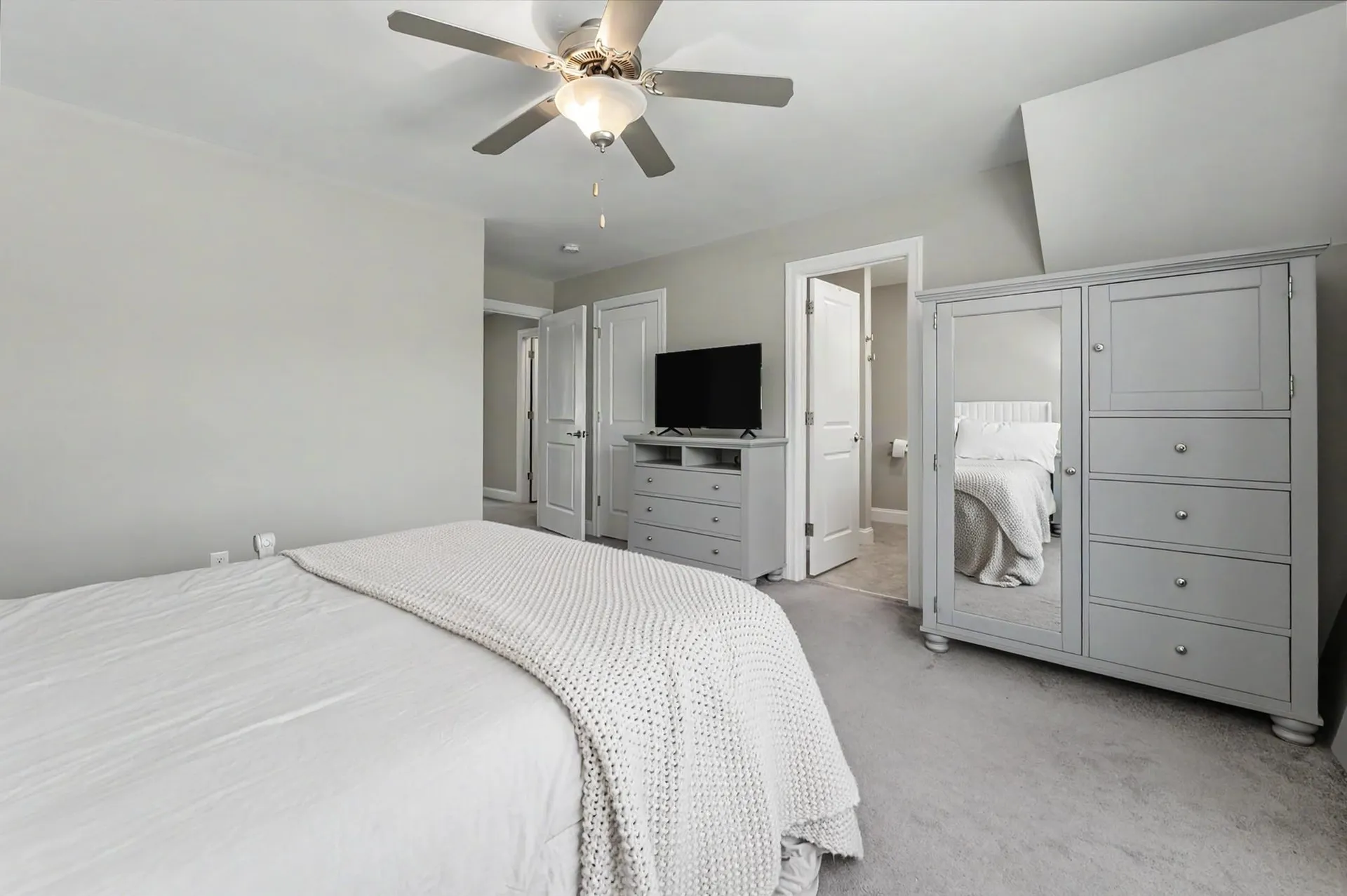 165 Shore Drive Nashua NH 03062