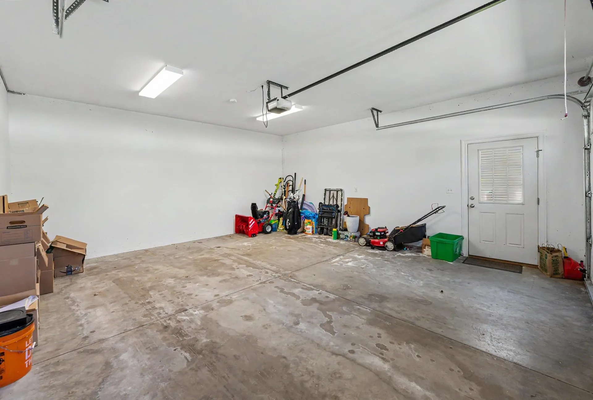 165 Shore Drive Nashua NH 03062