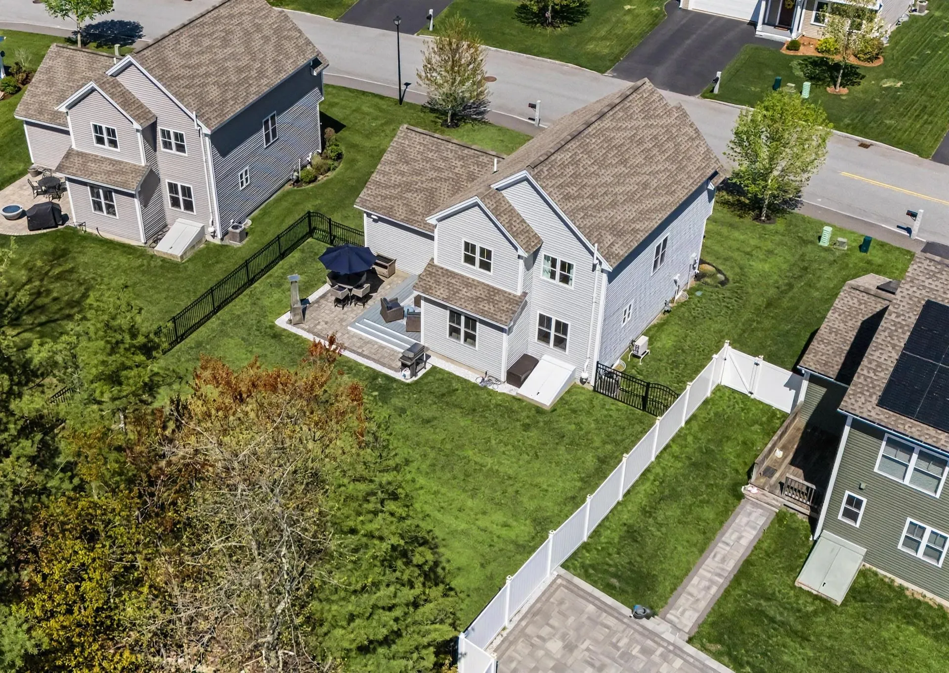165 Shore Drive Nashua NH 03062