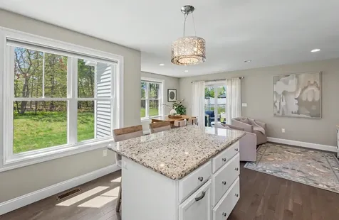 165 Shore Drive Nashua NH 03062