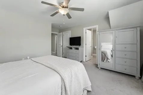 165 Shore Drive Nashua NH 03062