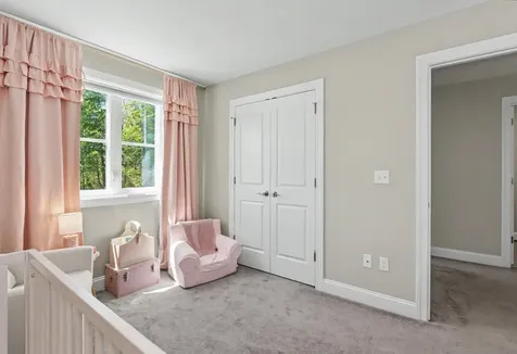 165 Shore Drive Nashua NH 03062