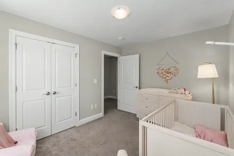 165 Shore Drive Nashua NH 03062