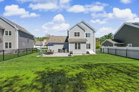 165 Shore Drive Nashua NH 03062