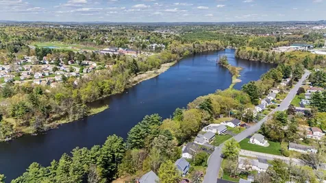 165 Shore Drive Nashua NH 03062