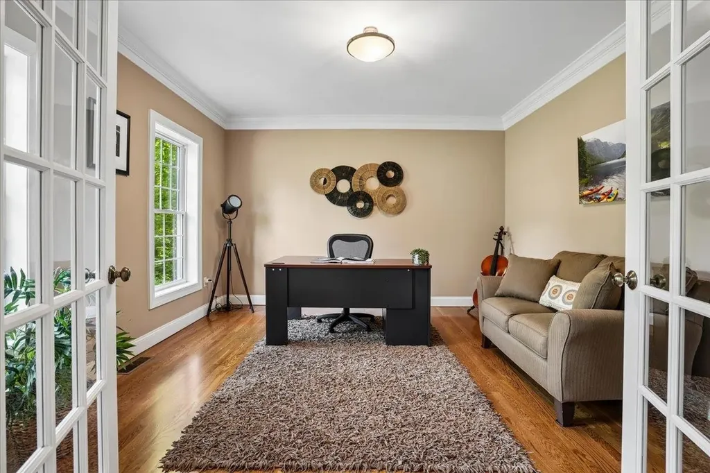 22 Elizabeth Way Bedford NH 03110