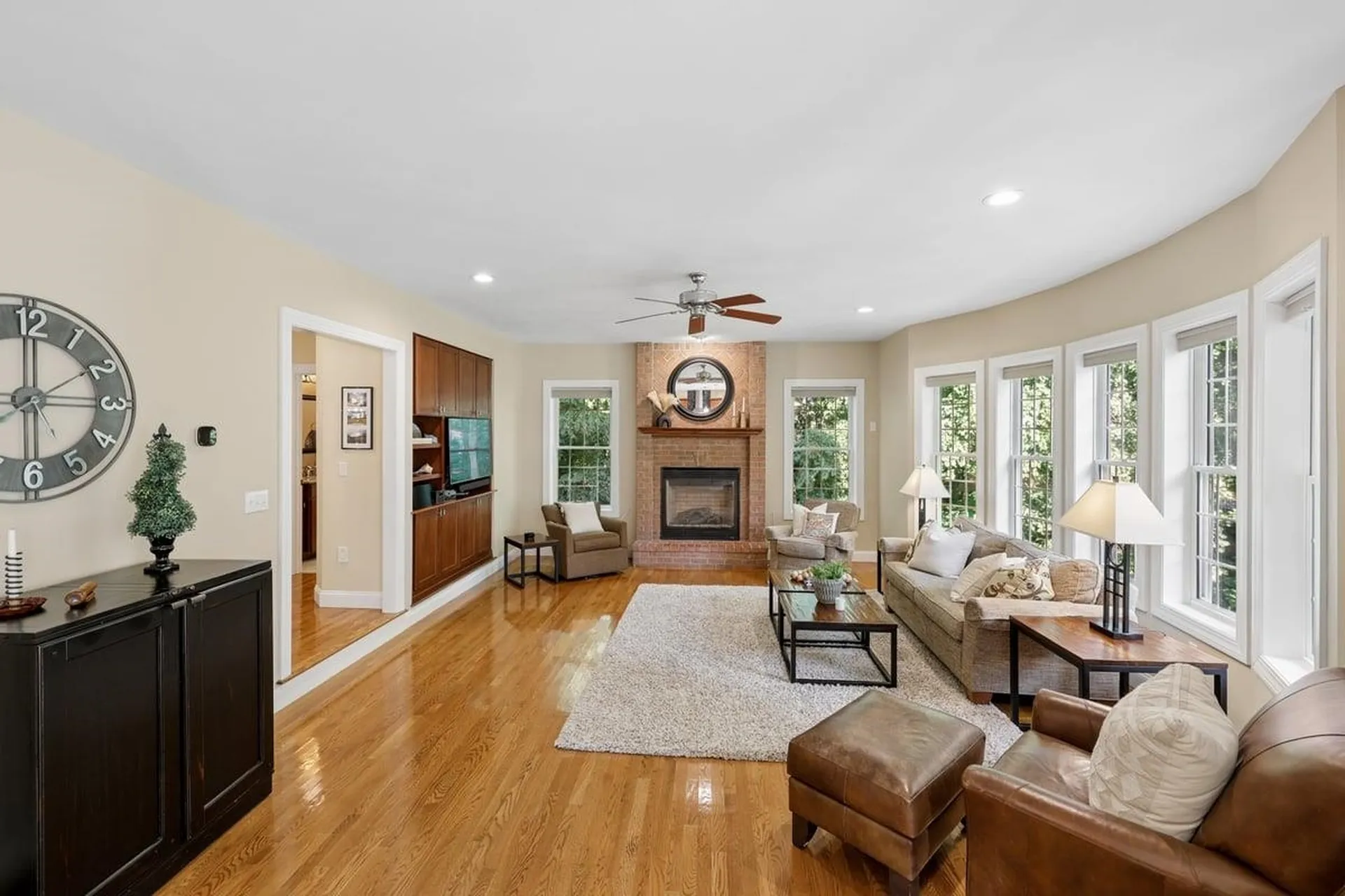 22 Elizabeth Way Bedford NH 03110
