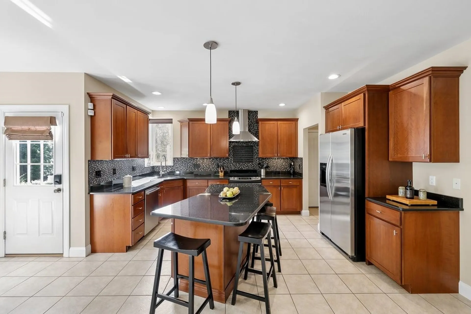 22 Elizabeth Way Bedford NH 03110