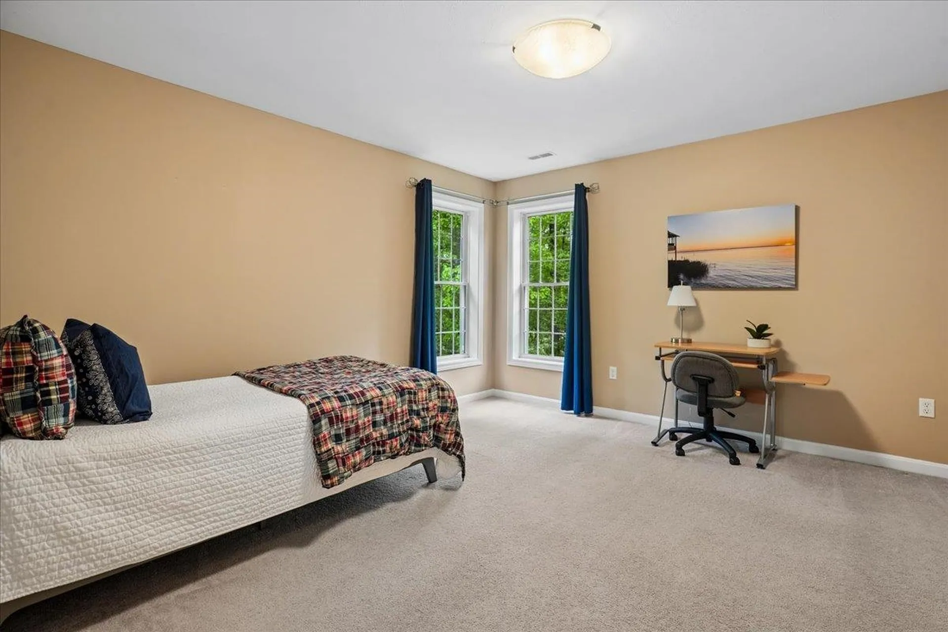 22 Elizabeth Way Bedford NH 03110