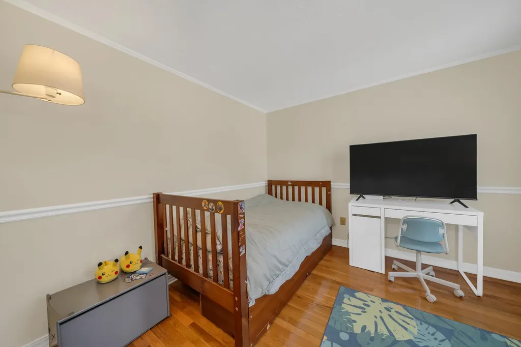 16 Sullivan Court Salem NH 03079