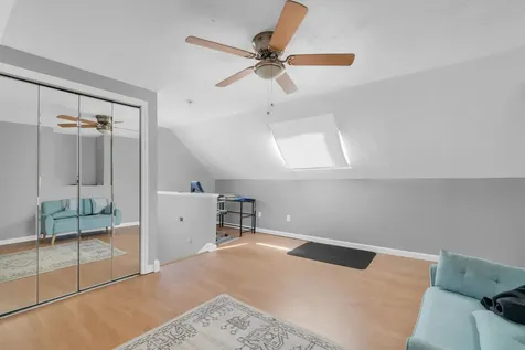 16 Sullivan Court Salem NH 03079