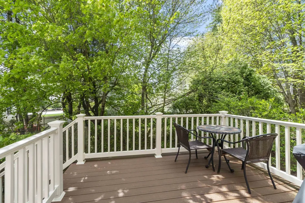 35 Exeter Farms Road Exeter NH 03833
