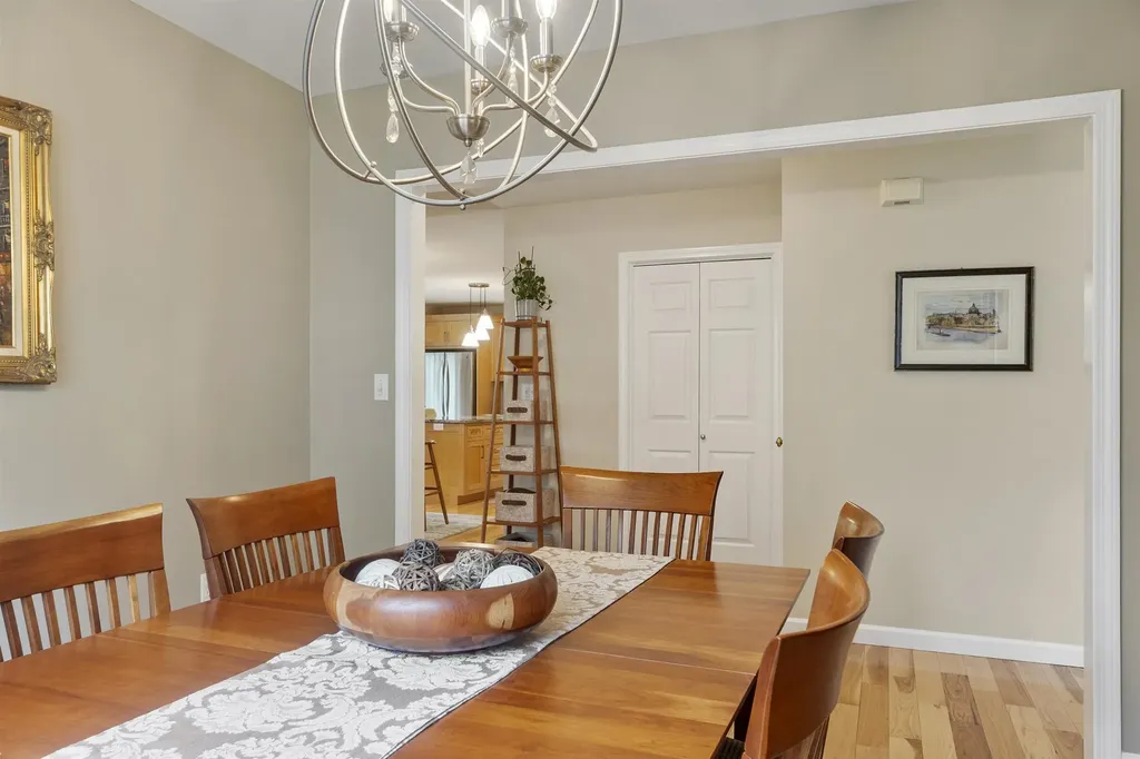 35 Exeter Farms Road Exeter NH 03833