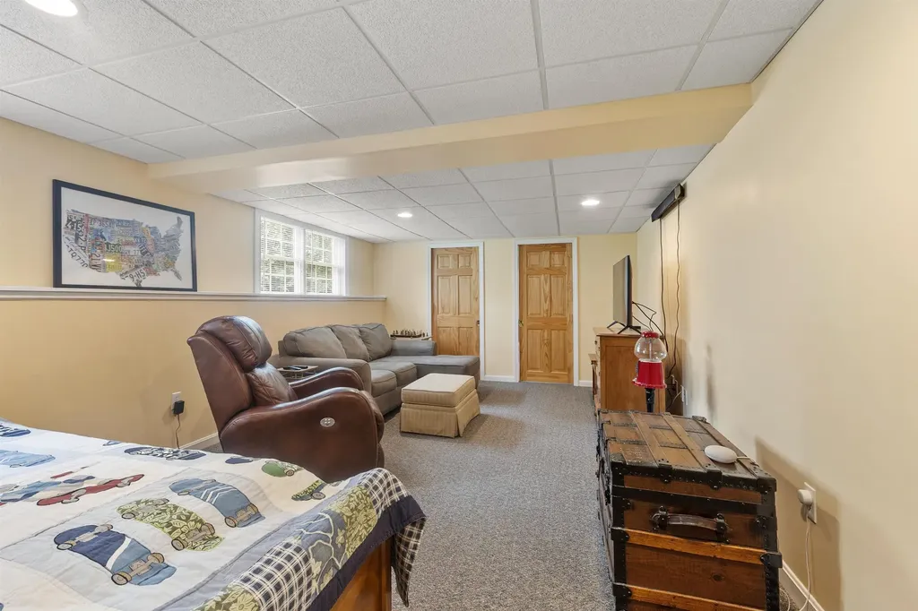35 Exeter Farms Road Exeter NH 03833