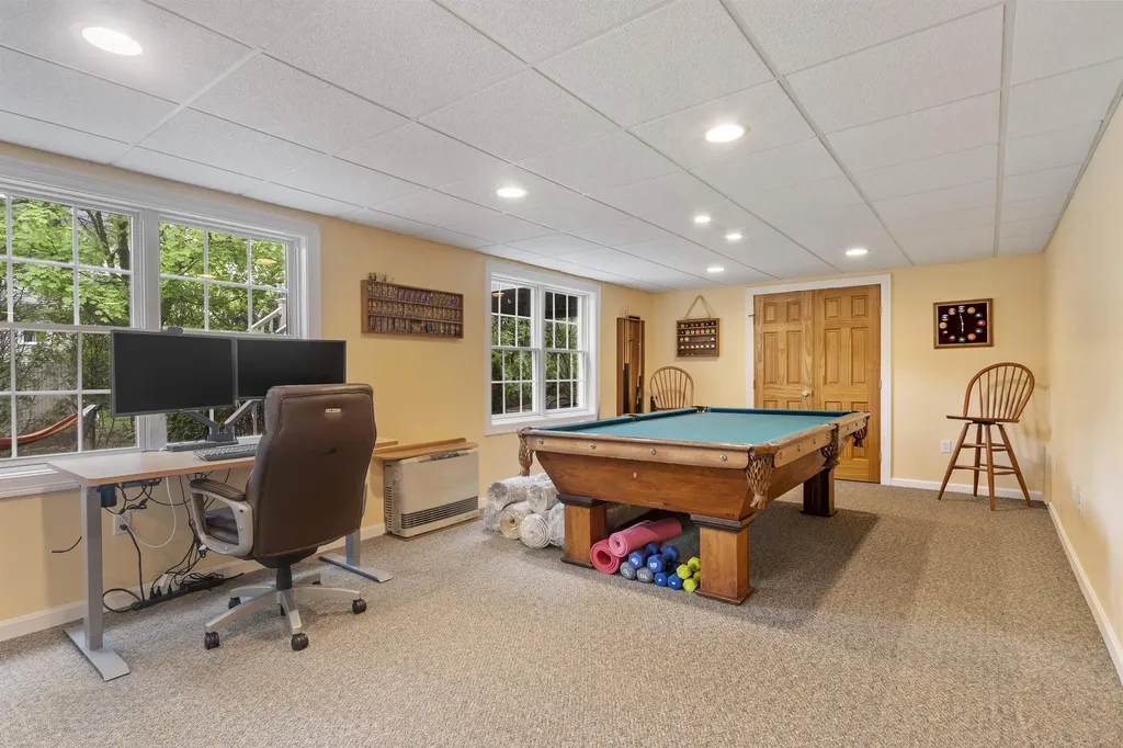 35 Exeter Farms Road Exeter NH 03833