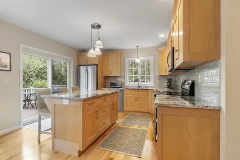 35 Exeter Farms Road Exeter NH 03833