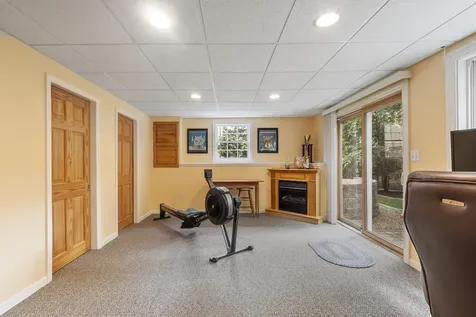 35 Exeter Farms Road Exeter NH 03833